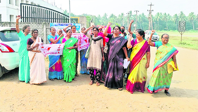 పీజీఆర్‌ఎస్‌లో 197 అర్జీల స్వీకరణ 2