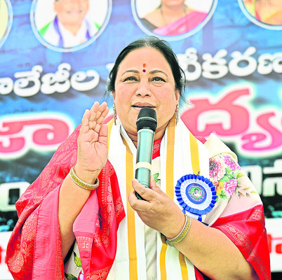      అమ్మకానికి ‘ ఆంధ్రప్రదేశ్‌ ’  
3