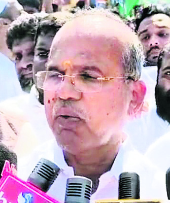 ఉద్యమం ఉవ్వెత్తున ఎగిసింది  
2