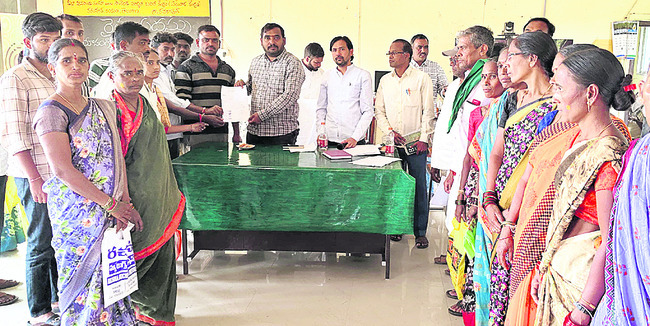 గొల్లపల్లి మండల   అభివృద్ధే ధ్యేయం1