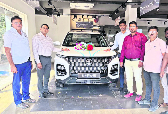 మార్కెట్‌లోకి ఎంజీ హెక్టర్‌ నూతన మోడల్‌ 
1