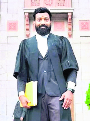 పట్టభద్రులు పల్లె పాలకులు1