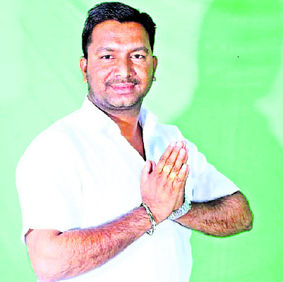 రెండు ఓట్లతో గెలుపు
2