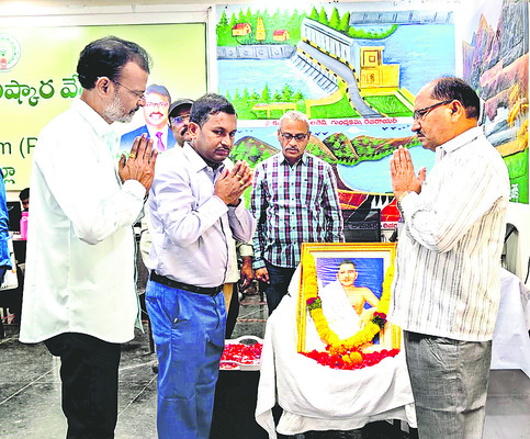 జాతీయ స్థాయి హాకీ పోటీలకు మద్దిపాడు విద్యార్థిని 1