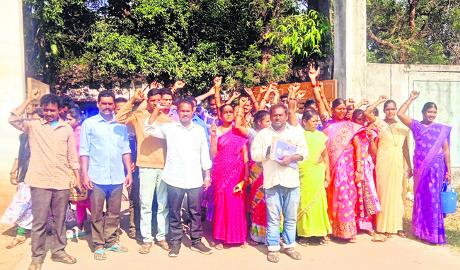 356 ఎకరాలకు పట్టాలు మంజూరు చేయండి 1