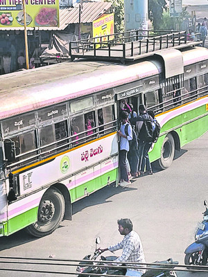 గంజాయి కేసులో నలుగురికి పదేళ్ల జైలు1