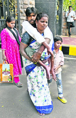 ప్రజలకు జవాబుదారీగా ఉండాలి1