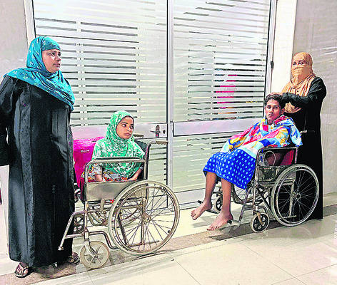 పాత ఓపీ విధానంతో రోగులకు మనోవేదన 
2