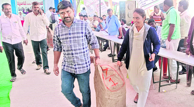 ‘తుది’ పోరుకు సై.. 1