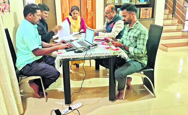 లోకాయుక్త ఆకస్మిక దాడులు1