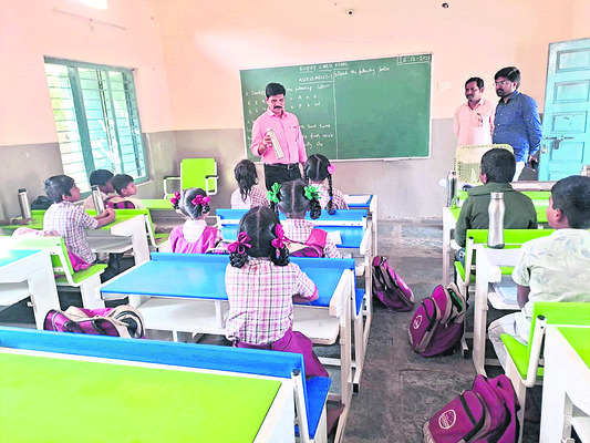 నేడు మంత్రి పొంగులేటి పర్యటన
1