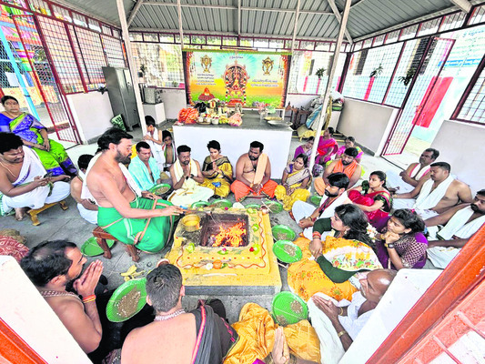 వైభవంగా దేవునిపల్లి మల్లన్న జాతర 3