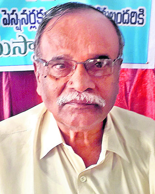 సమస్యల పరిష్కారానికి కృషి 
1