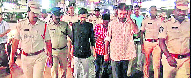 ప్రజా జీవనానికి భంగం కలిగిస్తే చర్యలు 3