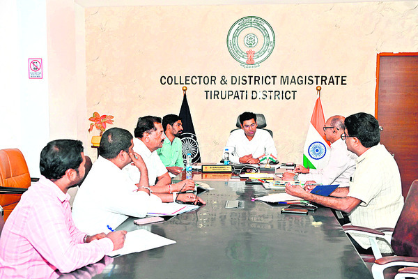 గవర్నర్‌కు సాదర స్వాగతం 1