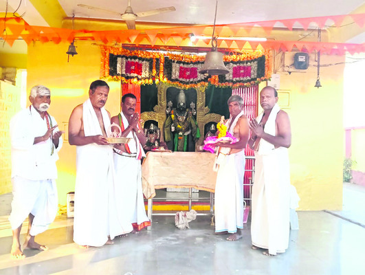 వైభవంగా దేవునిపల్లి మల్లన్న జాతర 4