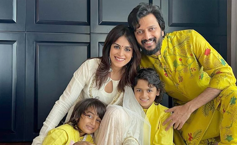 Bollywood Actress Genelia shared heartfelt birthday posts for Her husband, Riteish Deshmukh Photos11
