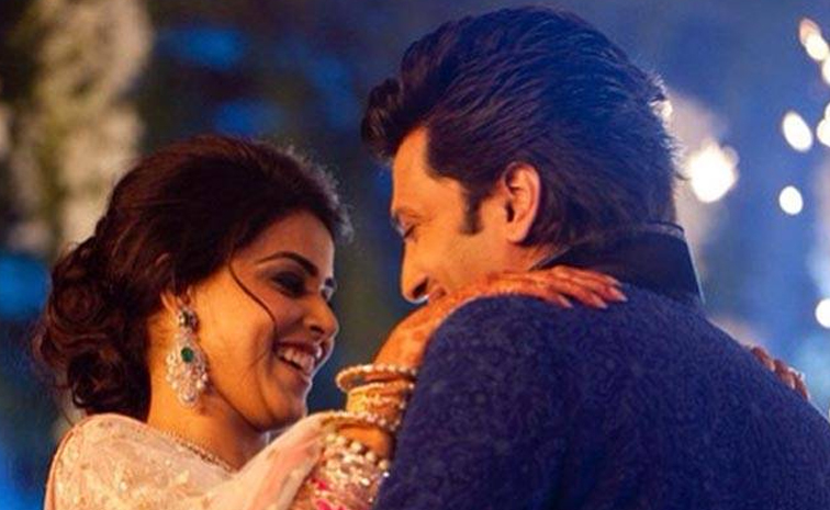 Bollywood Actress Genelia shared heartfelt birthday posts for Her husband, Riteish Deshmukh Photos19