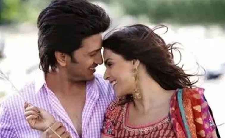 Bollywood Actress Genelia shared heartfelt birthday posts for Her husband, Riteish Deshmukh Photos20