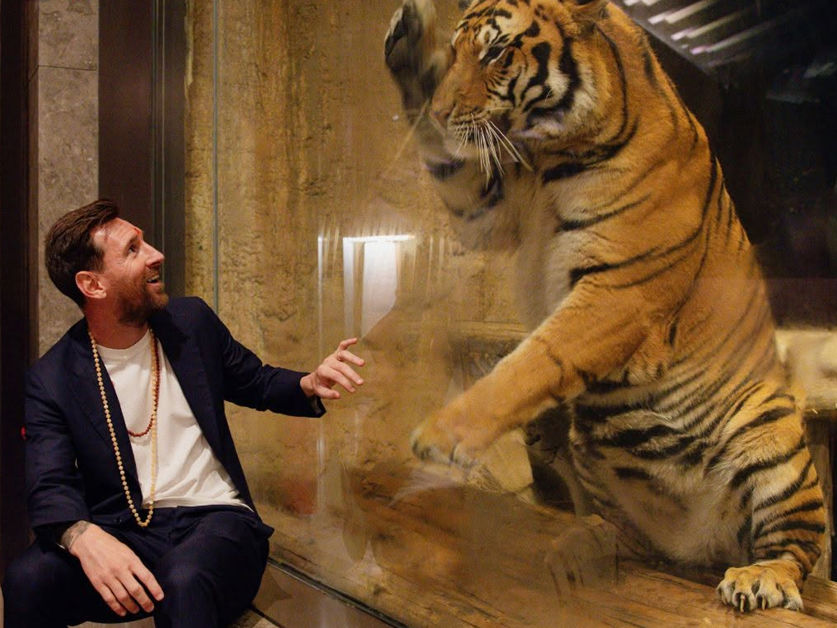 Football icon Lionel Messi visited Anant Ambani-founded wildlife Rescue Photos2