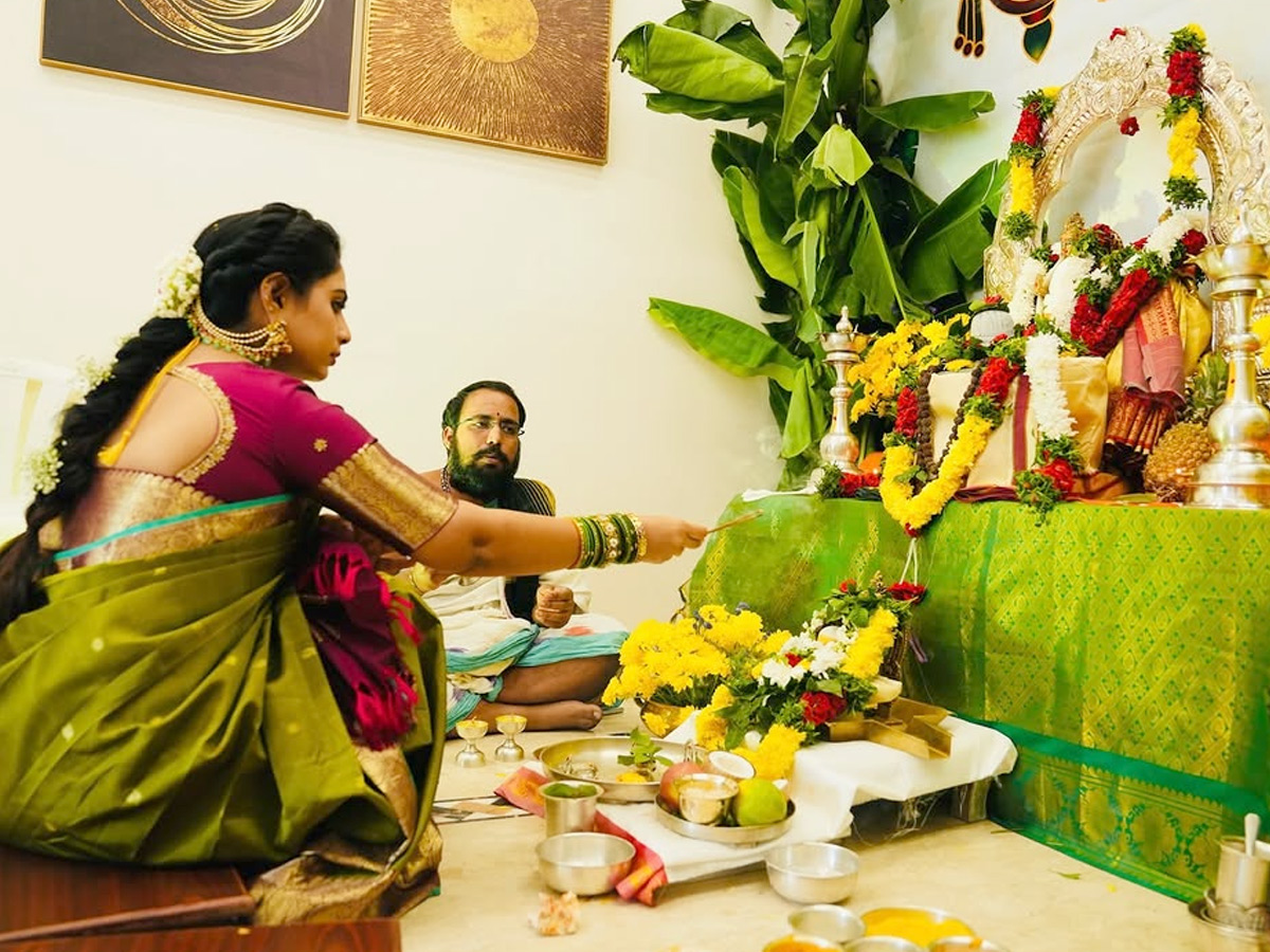 Producer Dil Raju performs special pujas with His wife Photos12