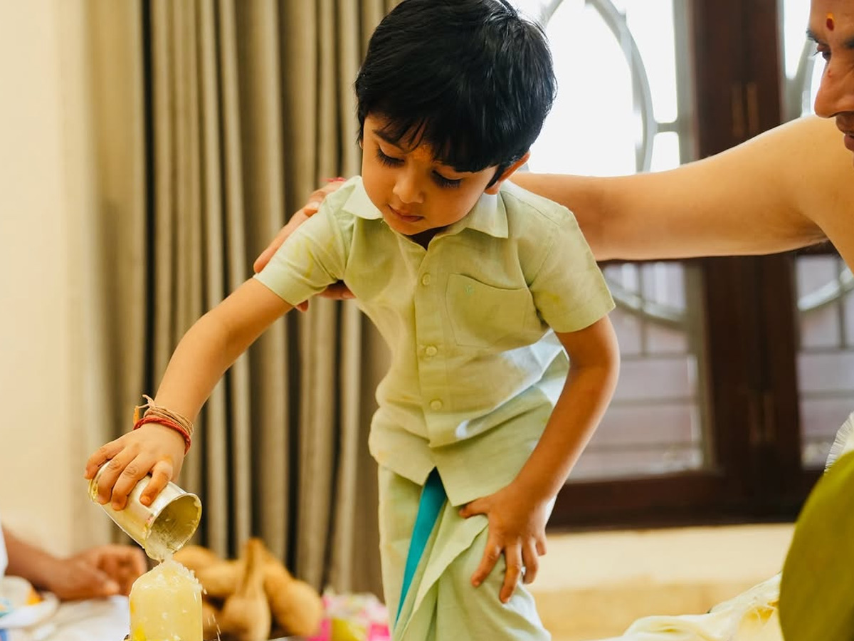 Producer Dil Raju performs special pujas with His wife Photos8