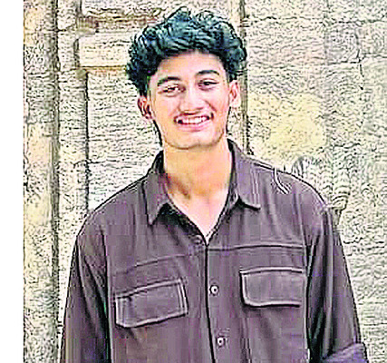 క్లాట్‌లో బొబ్బిలి కుర్రాడి ప్రతిభ 2