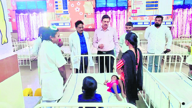 అక్క సర్పంచ్‌..  చెల్లె కలెక్టర్‌ ! 
1