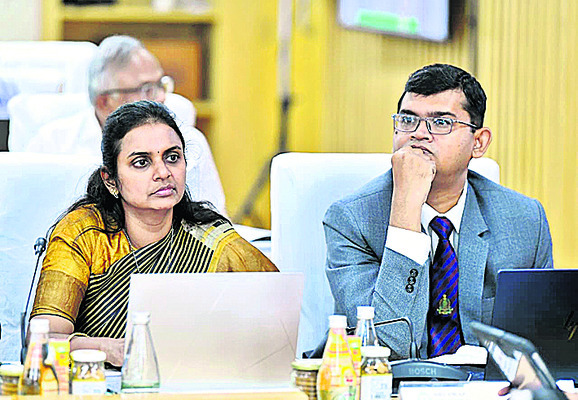 బస్సు ఢీకొని వృద్ధుడు దుర్మరణం 3