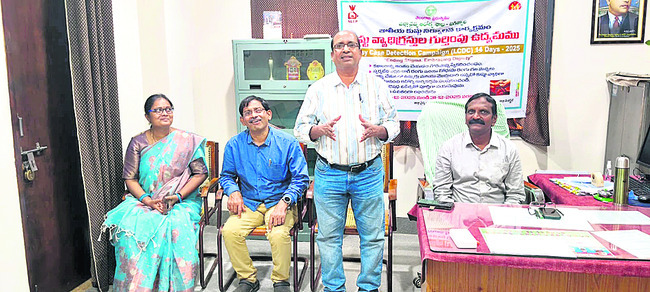 కేసుల రాజీకి న్యాయవాదులు చొరవ తీసుకోవాలి2