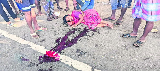 పట్టపగలే దోపిడీ   1