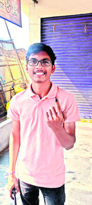 తొలి ఓటు అభివృద్ధికి..
2