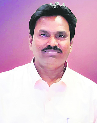 పంతుళ్లపై పరాయి పెత్తనం1