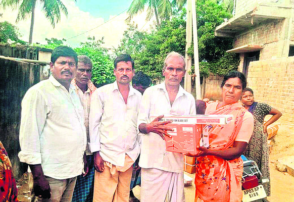 వేడుకగా  గొబ్బిదేవత పుర ఉత్సవం 1