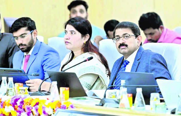 క్లాట్‌లో బొబ్బిలి కుర్రాడి ప్రతిభ 1