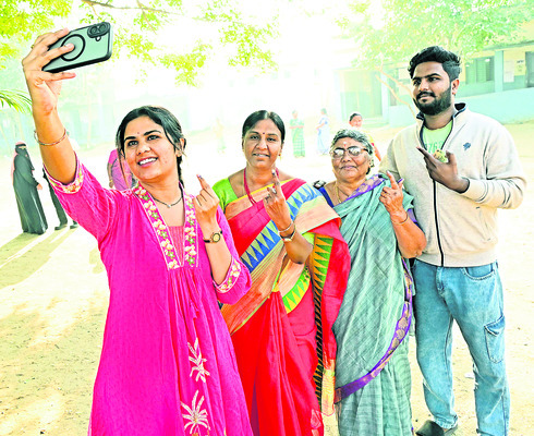 పోలింగ్‌ ప్రశాంతం4