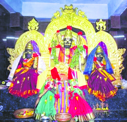 జొన్నాడలో అభయం 
4