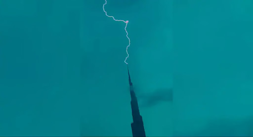 Heavy rains and thunderstorms hit Dubai22