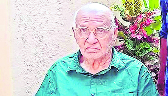 చీనీ, అరటి చెట్ల దగ్ధం3