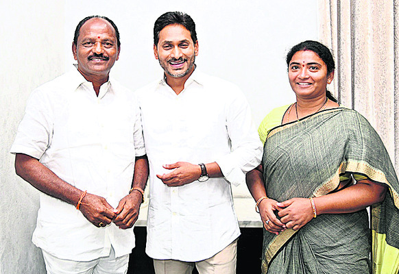 ●మర్యాదపూర్వక కలయిక 1