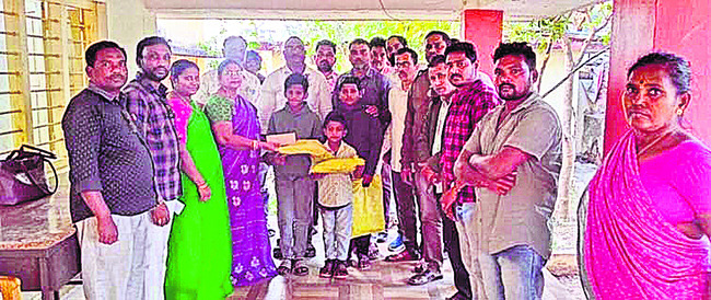 వైభవంగా గోదాదేవి పల్లకి సేవ2