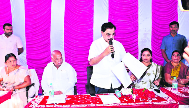 ఎమ్మెల్యే అమిలినేని తిరుగుబావుటా 1