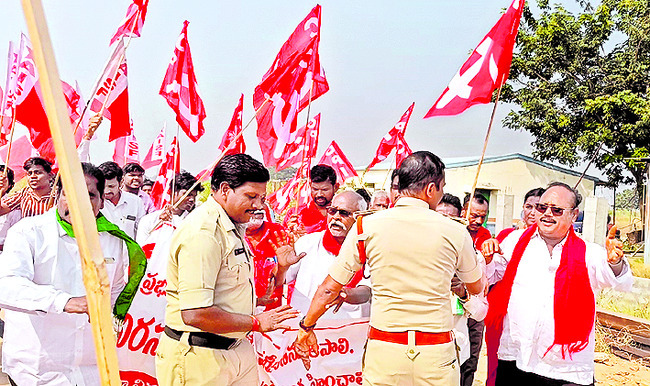 మెడికల్‌ కళాశాలల ప్రైవేటీకరణను రద్దు చేయాలి 1