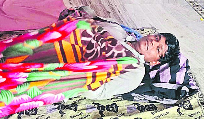 అసలే చలికాలం..చన్నీటితో స్నానం.. ప్రబలుతున్న దగ్గు, జలు2