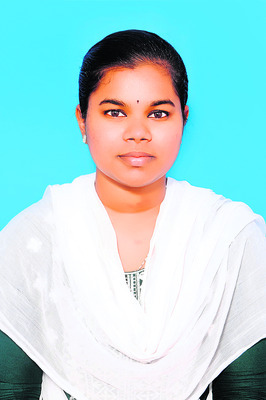 లారీ డ్రైవర్‌ కుమార్తెకు ఐఈఎస్‌ 2