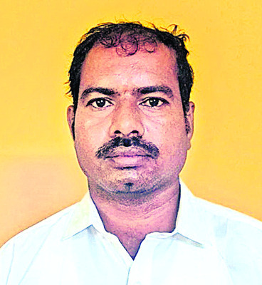 తహసీల్దార్‌, వీఆర్వోల సస్పెన్షన్‌1