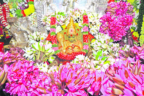 సిరులతల్లీ.. ప్రణామం1