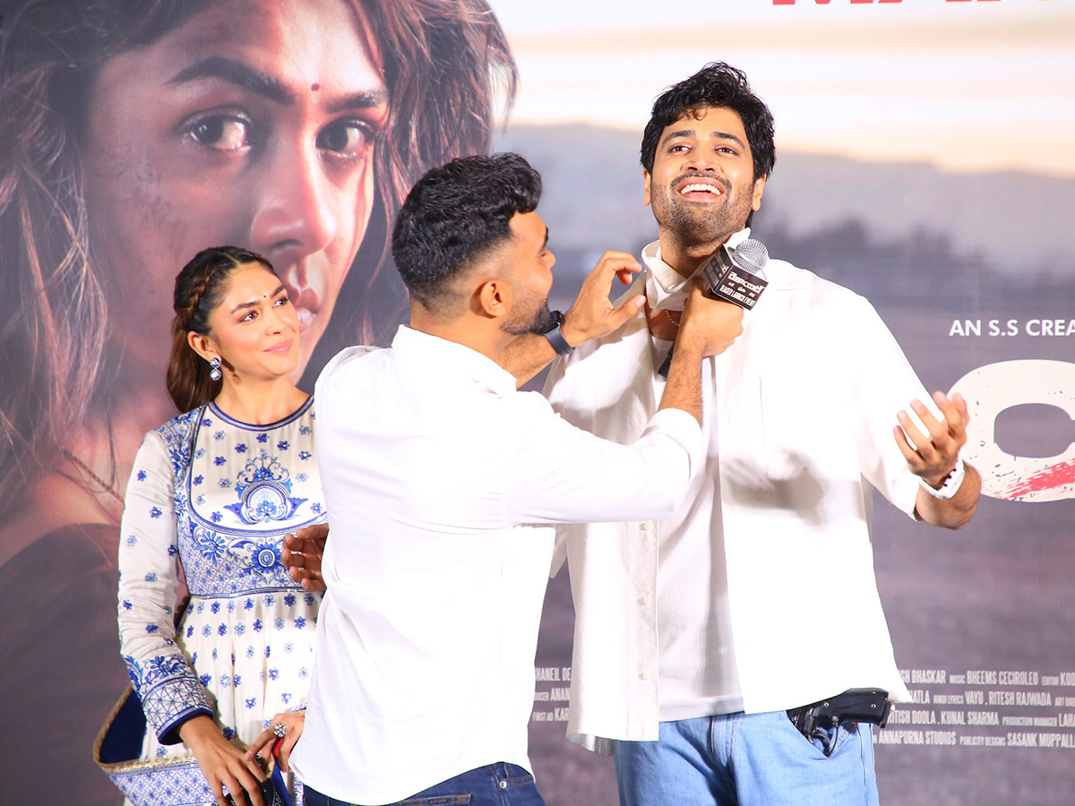Adivi Sesh : Dacoit Movie Teaser Launch Event Photos3