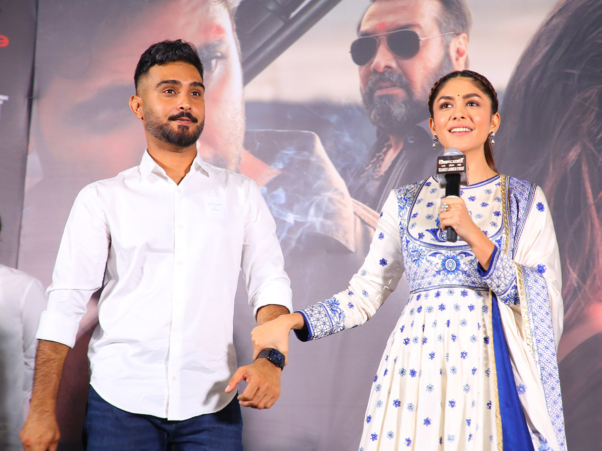 Adivi Sesh : Dacoit Movie Teaser Launch Event Photos7