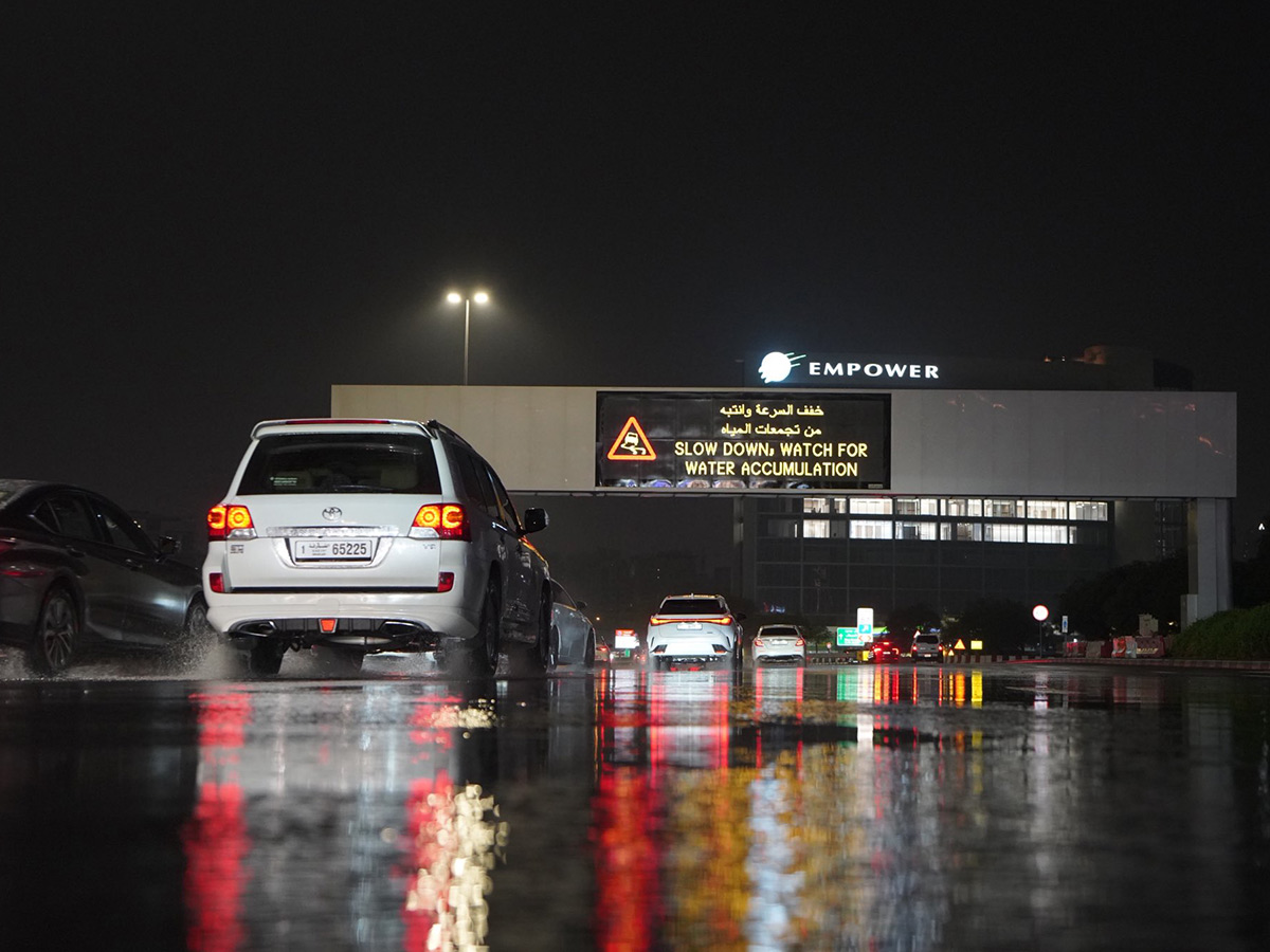 Heavy rains and thunderstorms hit Dubai14